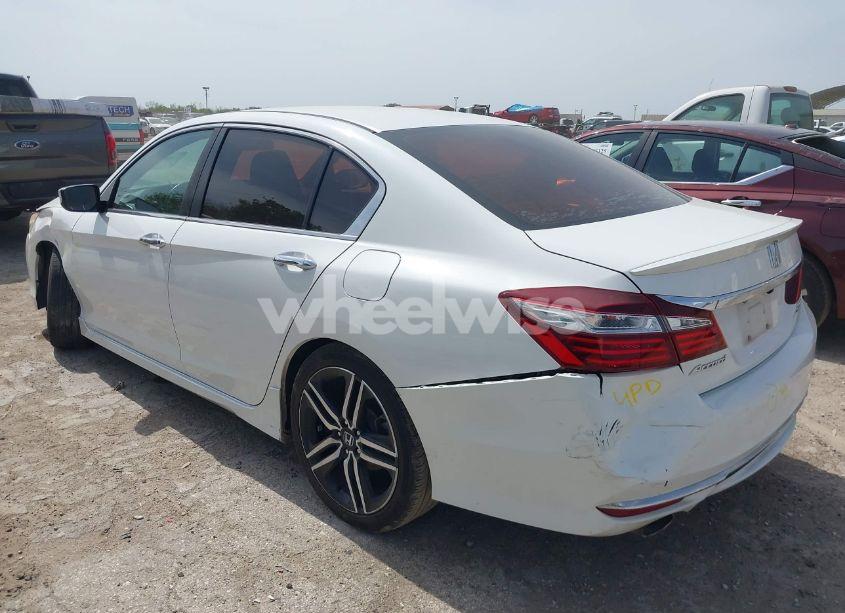 Photo 3 of 2016 Honda Accord SPORT (VIN 1HGCR2F56GA102085)