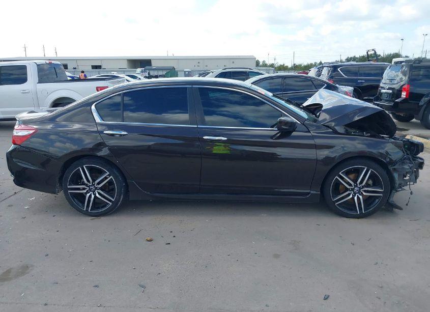 Photo 13 of 2016 Honda Accord SPORT (VIN 1HGCR2F56GA133160)