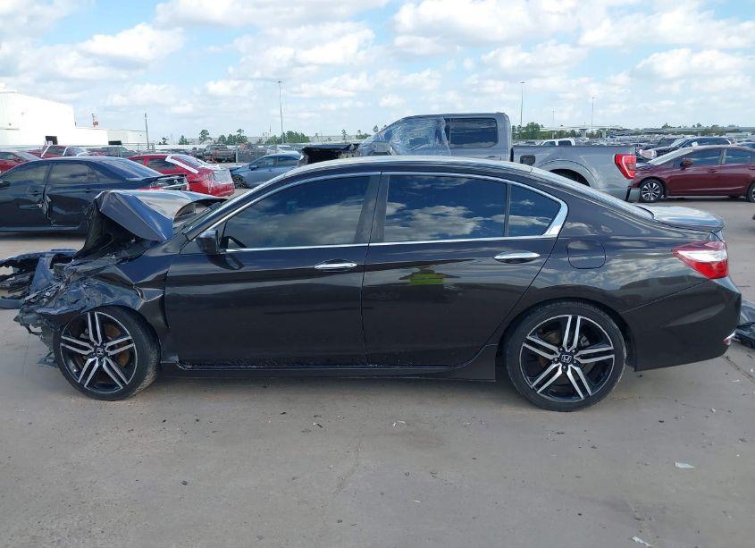 Photo 14 of 2016 Honda Accord SPORT (VIN 1HGCR2F56GA133160)