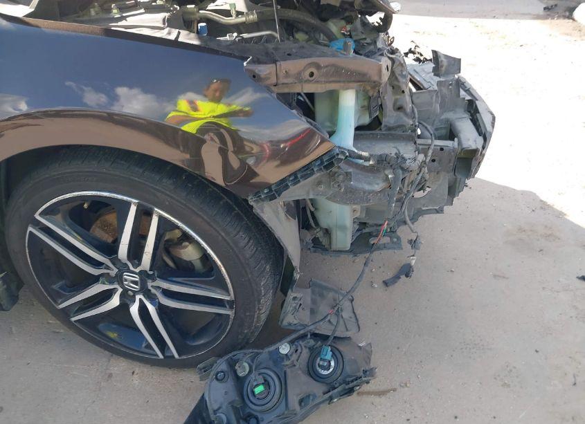 Photo 21 of 2016 Honda Accord SPORT (VIN 1HGCR2F56GA133160)