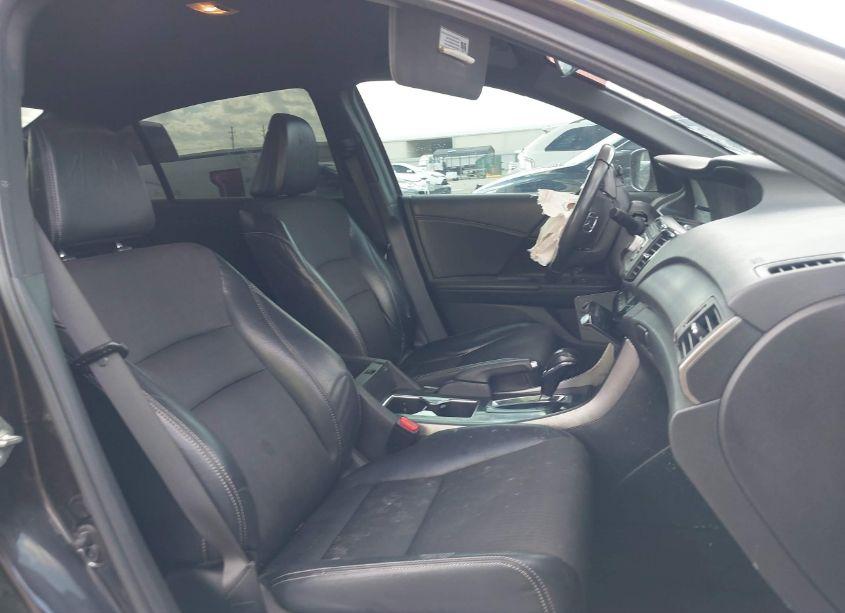 Photo 5 of 2016 Honda Accord SPORT (VIN 1HGCR2F56GA133160)