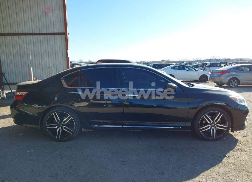 Photo 13 of 2016 Honda Accord SPORT (VIN 1HGCR2F56GA155904)