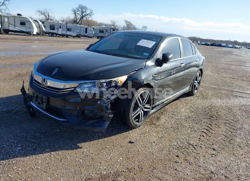 Photo 2 of 2016 Honda Accord SPORT (VIN 1HGCR2F56GA155904)