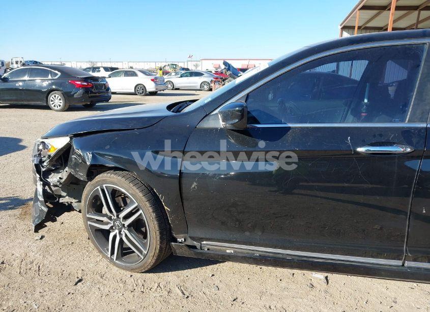 Photo 6 of 2016 Honda Accord SPORT (VIN 1HGCR2F56GA155904)