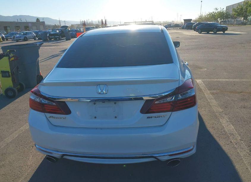 Photo 16 of 2016 Honda Accord SPORT (VIN 1HGCR2F56GA158852)