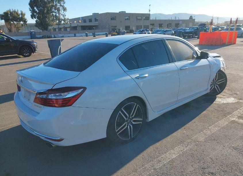 Photo 4 of 2016 Honda Accord SPORT (VIN 1HGCR2F56GA158852)