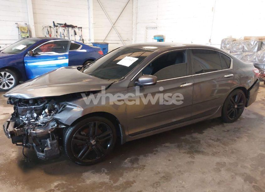 Photo 14 of 2016 Honda Accord SPORT (VIN 1HGCR2F56GA192029)