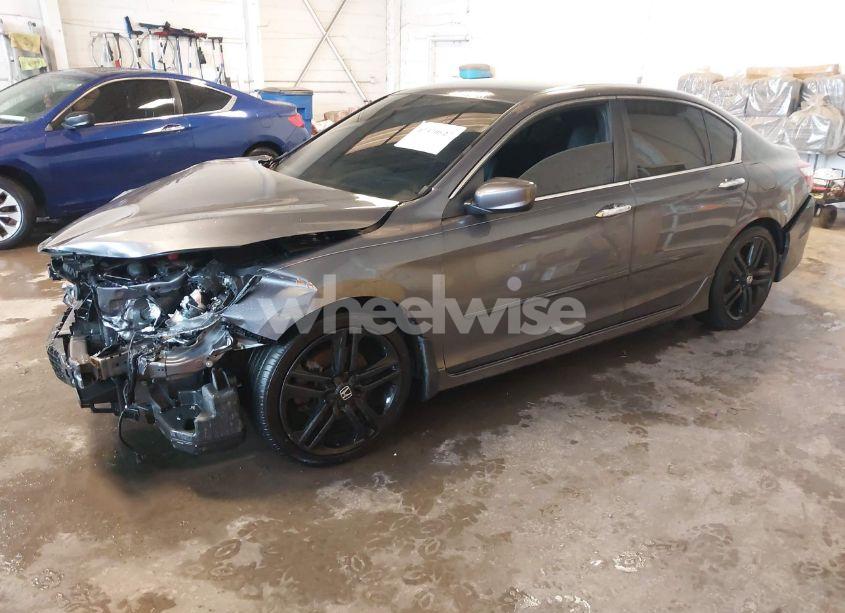 Photo 2 of 2016 Honda Accord SPORT (VIN 1HGCR2F56GA192029)