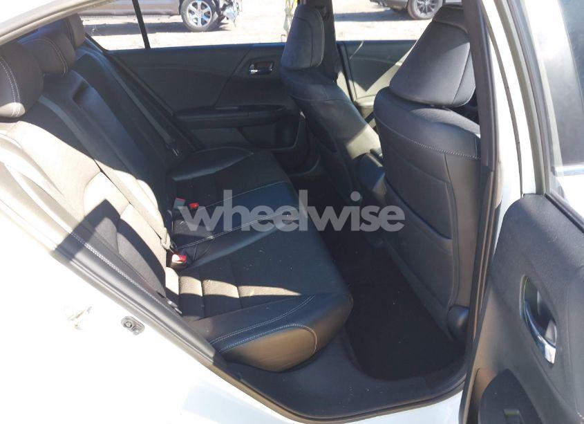 Photo 8 of 2016 Honda Accord SPORT (VIN 1HGCR2F56GA196887)