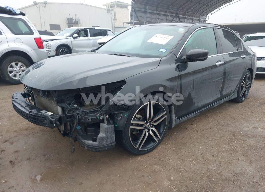 Photo 2 of 2016 Honda Accord SPORT (VIN 1HGCR2F56GA205832)