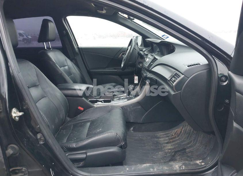 Photo 5 of 2016 Honda Accord SPORT (VIN 1HGCR2F56GA205832)