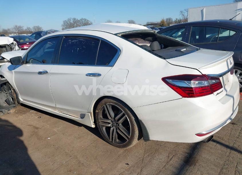 Photo 14 of 2017 Honda Accord SPORT (VIN 1HGCR2F56HA019192)