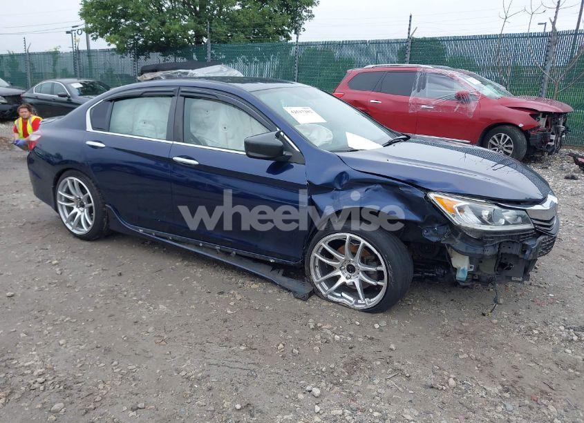 2017 Honda Accord SPORT (VIN 1HGCR2F56HA031777) main photo