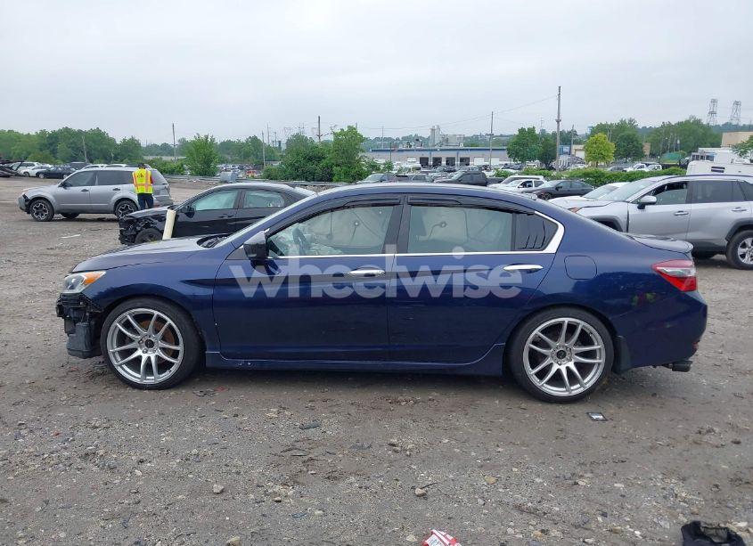 Photo 13 of 2017 Honda Accord SPORT (VIN 1HGCR2F56HA031777)