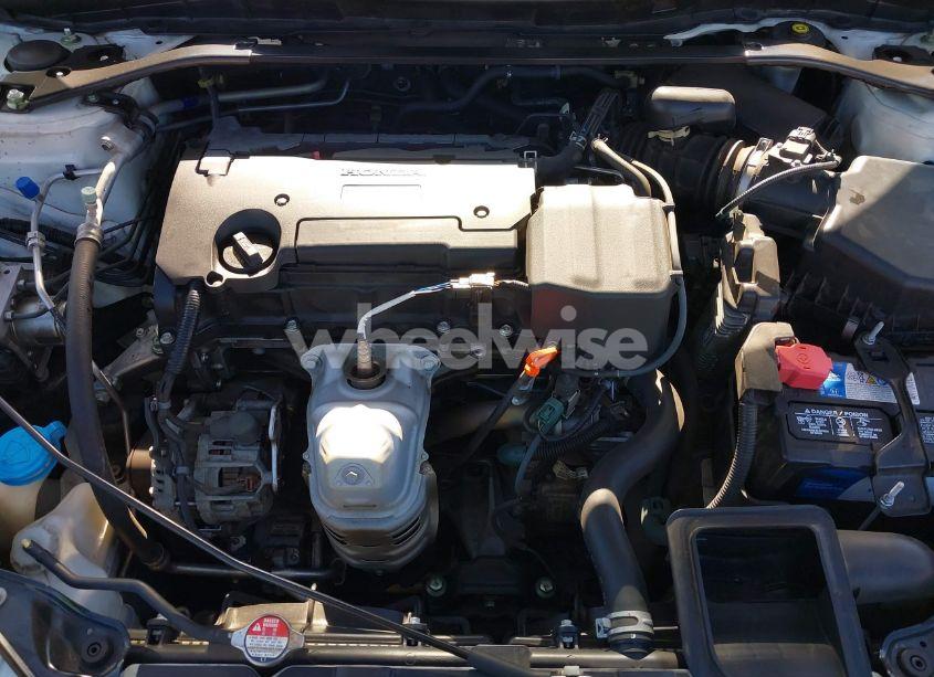 Photo 10 of 2017 Honda Accord SPORT (VIN 1HGCR2F56HA136271)