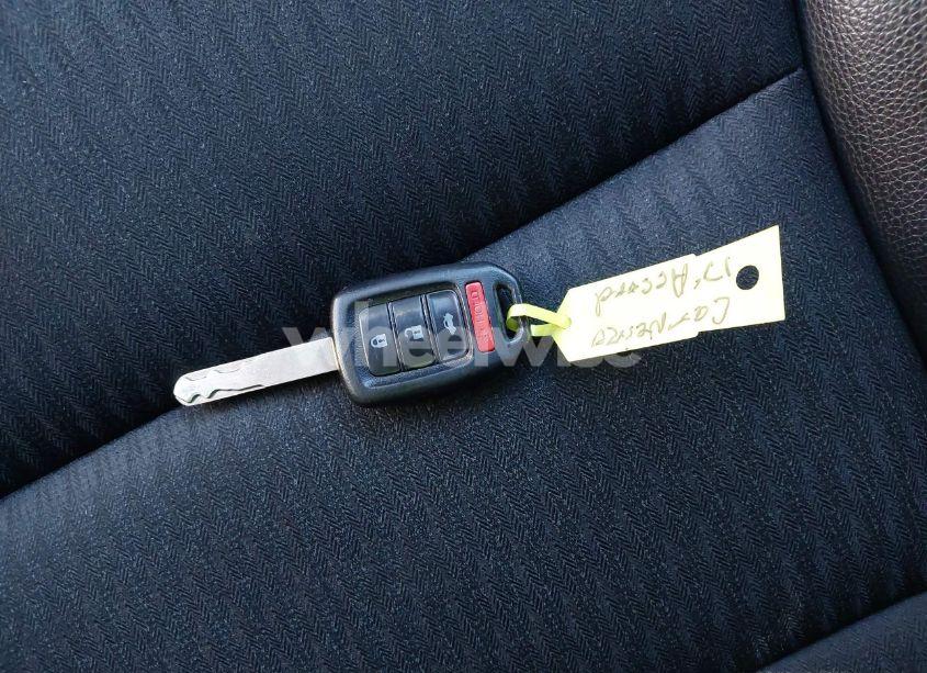 Photo 11 of 2017 Honda Accord SPORT (VIN 1HGCR2F56HA136271)