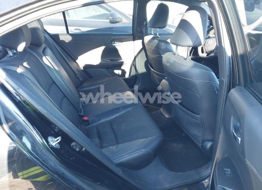 Photo 8 of 2017 Honda Accord SPORT (VIN 1HGCR2F56HA164328)