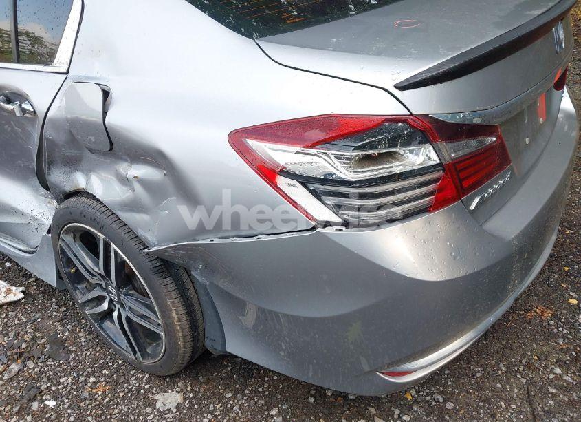 Photo 20 of 2017 Honda Accord SPORT (VIN 1HGCR2F56HA219330)