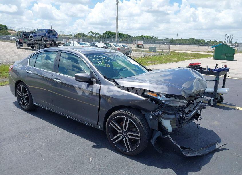 2017 Honda Accord SPORT (VIN 1HGCR2F56HA247399) main photo