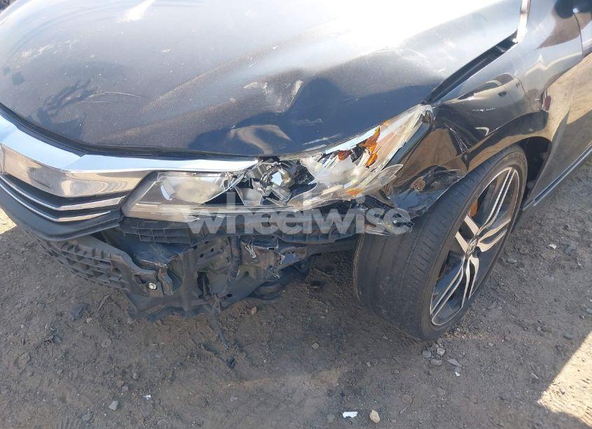 Photo 6 of 2017 Honda Accord SPORT (VIN 1HGCR2F56HA254689)