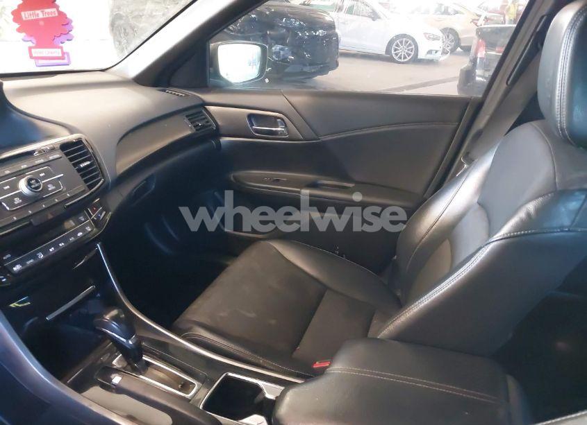 Photo 5 of 2017 Honda Accord SPORT (VIN 1HGCR2F56HA267328)