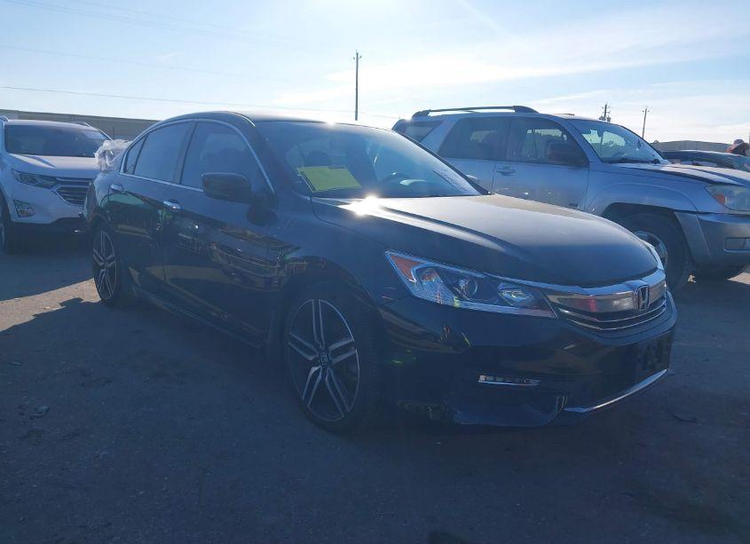 2017 Honda Accord SPORT (VIN 1HGCR2F56HA300957) main photo