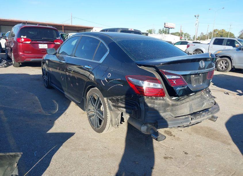 Photo 3 of 2017 Honda Accord SPORT (VIN 1HGCR2F56HA300957)