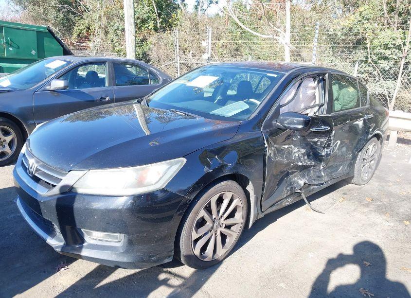 Photo 2 of 2013 Honda Accord SPORT (VIN 1HGCR2F57DA001844)