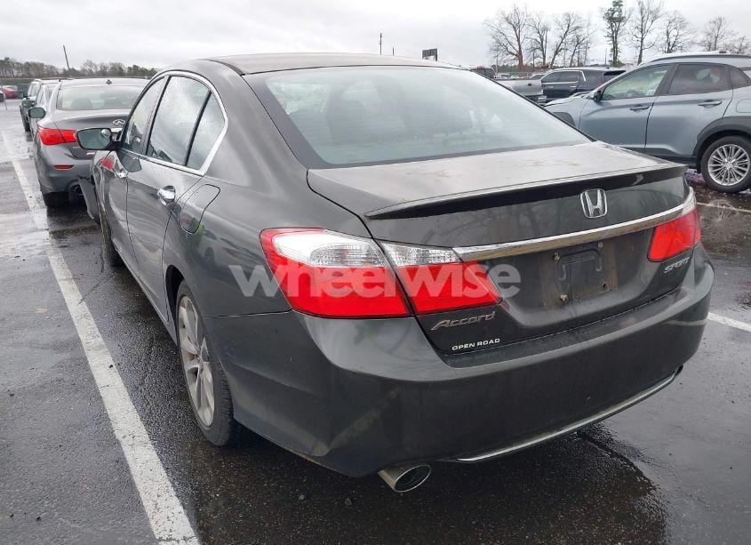 Photo 3 of 2013 Honda Accord SPORT (VIN 1HGCR2F57DA086264)