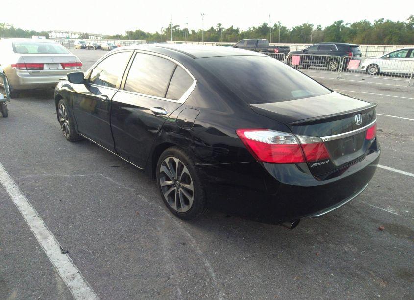 Photo 3 of 2013 Honda Accord SPORT (VIN 1HGCR2F57DA213207)