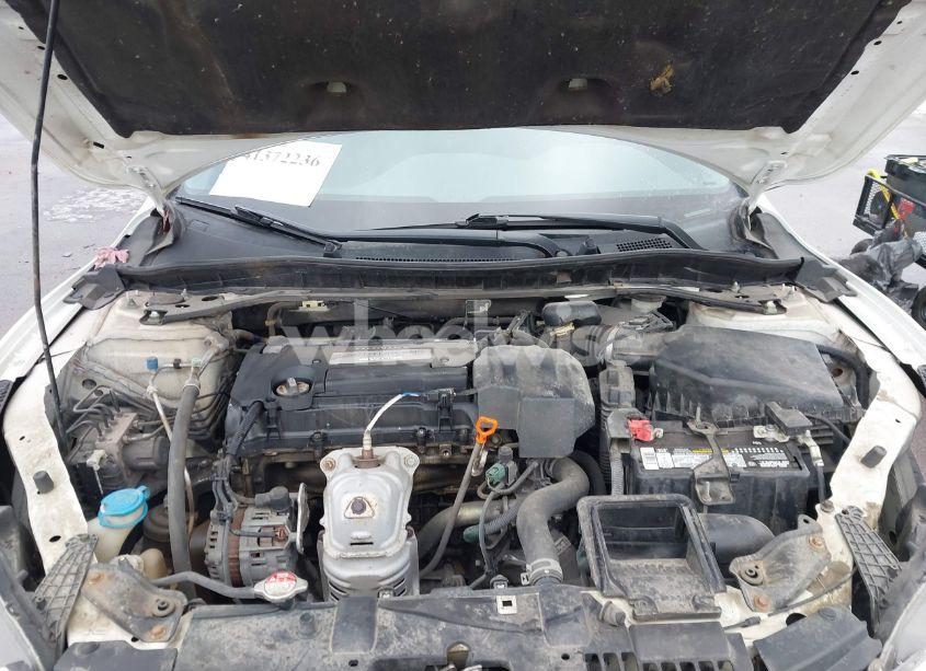 Photo 10 of 2013 Honda Accord SPORT (VIN 1HGCR2F57DA221338)