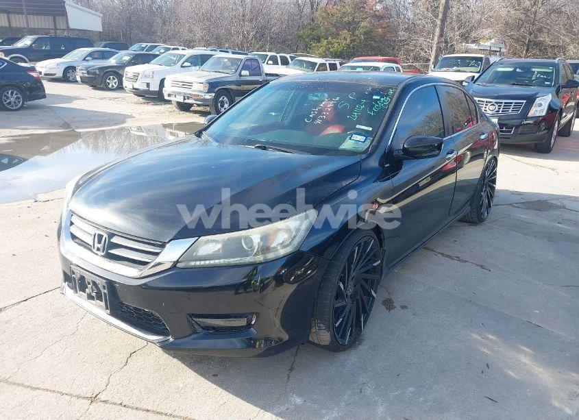 Photo 2 of 2013 Honda Accord SPORT (VIN 1HGCR2F57DA241024)