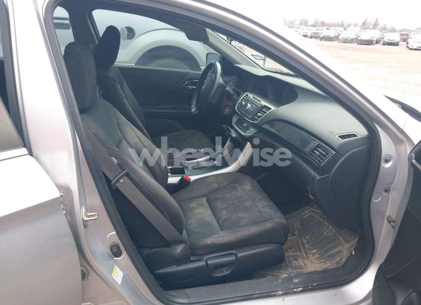 Photo 5 of 2013 Honda Accord SPORT (VIN 1HGCR2F57DA273634)