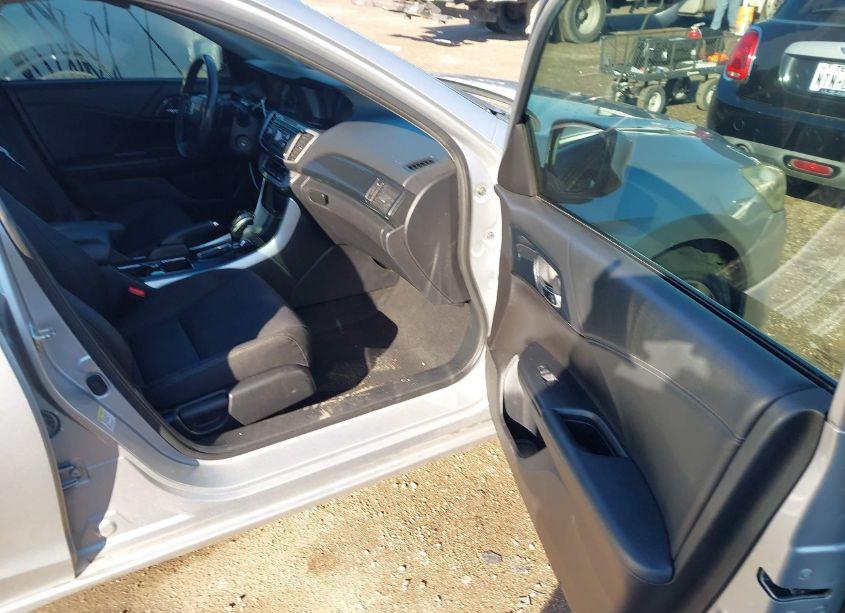 Photo 5 of 2014 Honda Accord SPORT (VIN 1HGCR2F57EA009184)