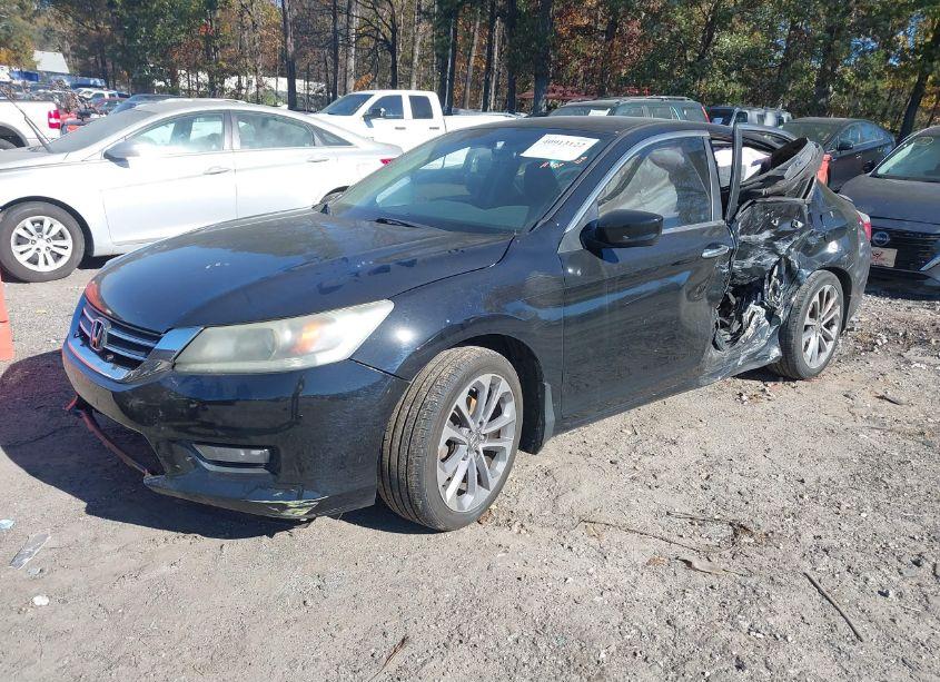 Photo 2 of 2014 Honda Accord SPORT (VIN 1HGCR2F57EA121032)