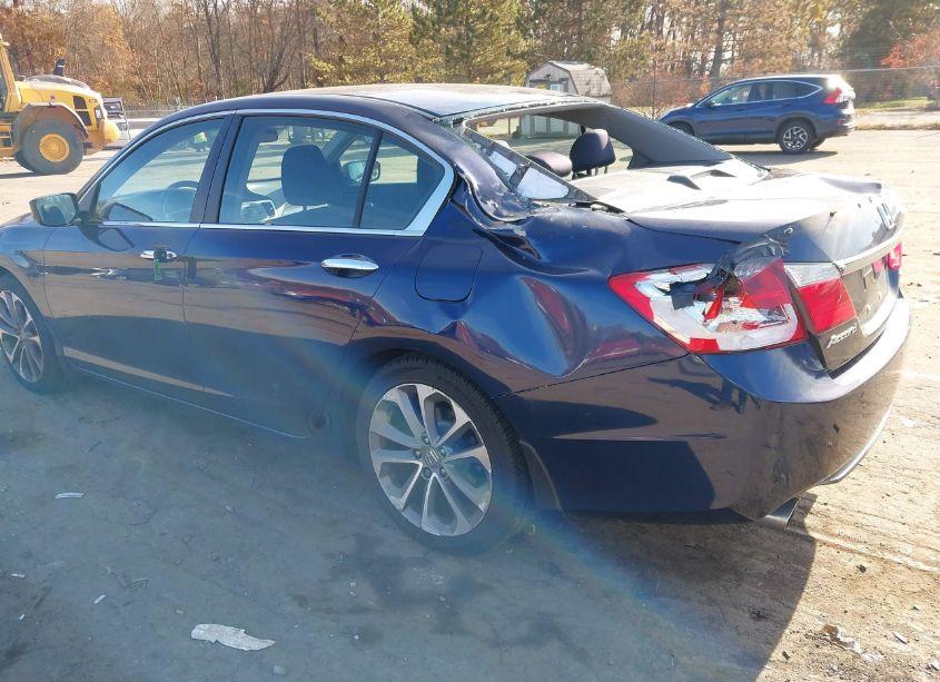 Photo 3 of 2014 Honda Accord SPORT (VIN 1HGCR2F57EA146920)