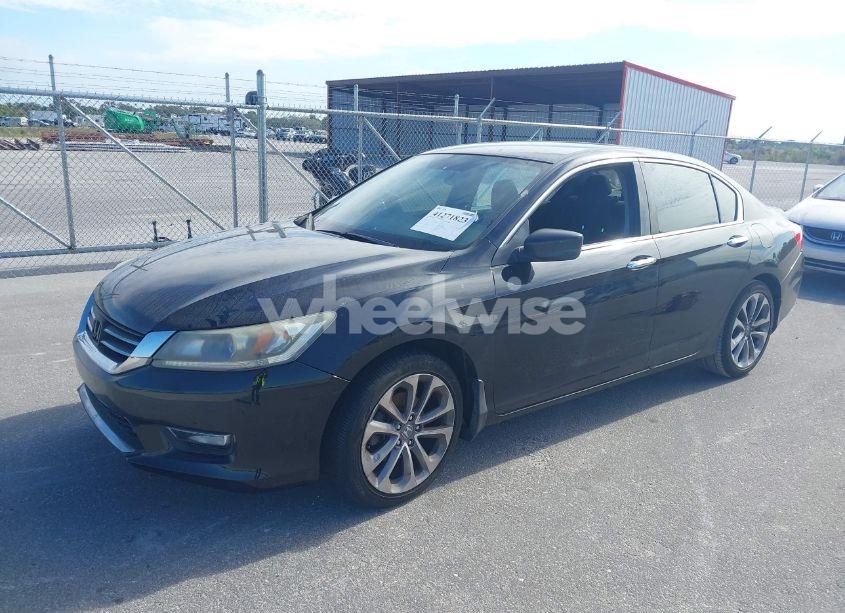 Photo 2 of 2014 Honda Accord SPORT (VIN 1HGCR2F57EA173356)