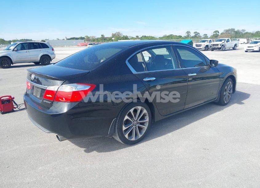 Photo 4 of 2014 Honda Accord SPORT (VIN 1HGCR2F57EA173356)