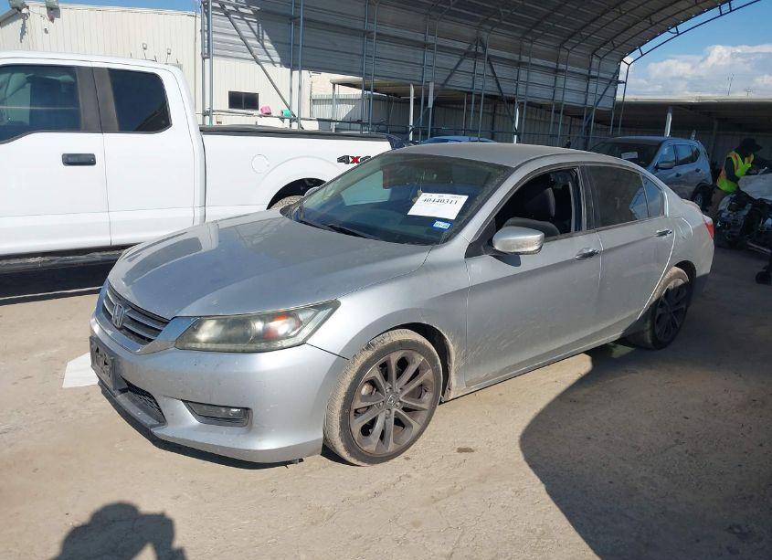 Photo 2 of 2014 Honda Accord SPORT (VIN 1HGCR2F57EA287535)