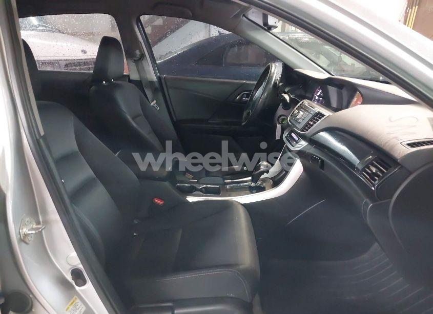 Photo 5 of 2014 Honda Accord SPORT (VIN 1HGCR2F57EA296137)