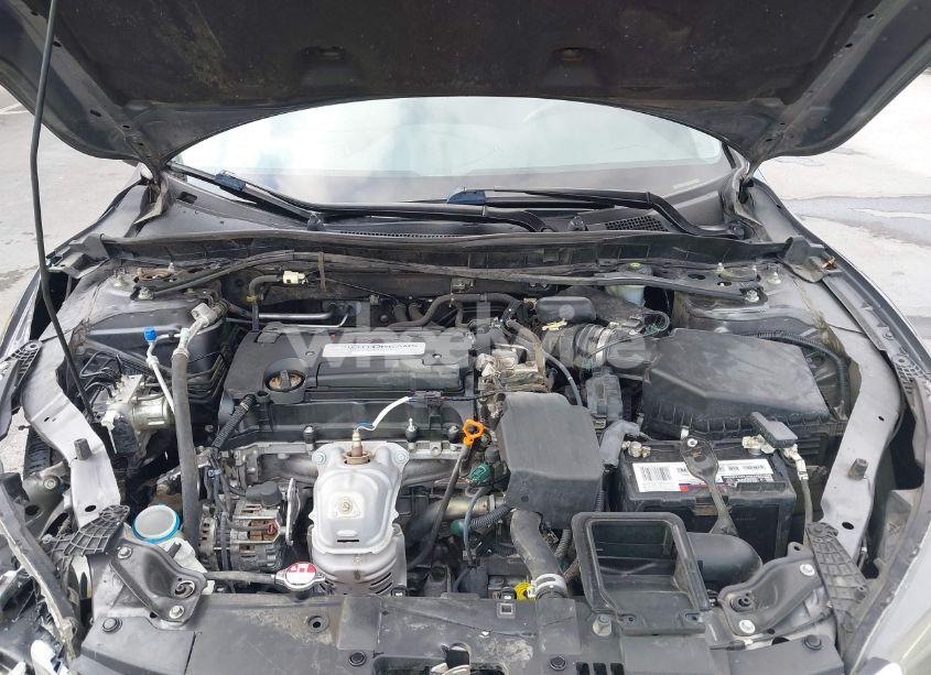 Photo 10 of 2015 Honda Accord SPORT (VIN 1HGCR2F57FA033132)