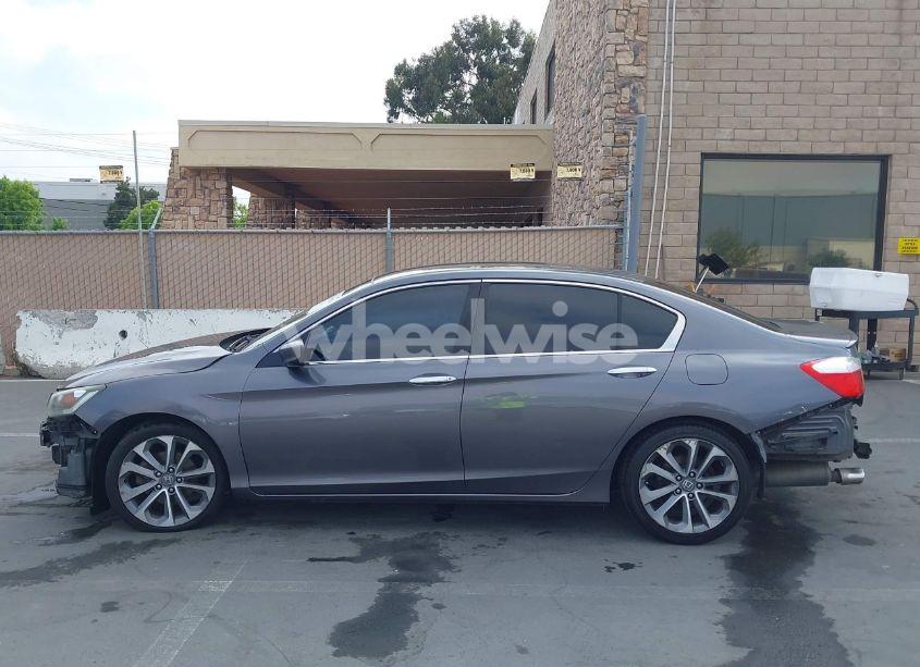 Photo 14 of 2015 Honda Accord SPORT (VIN 1HGCR2F57FA033132)