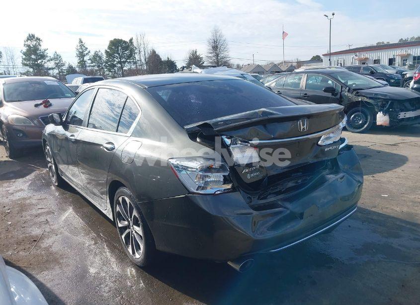 Photo 3 of 2015 Honda Accord SPORT (VIN 1HGCR2F57FA070617)