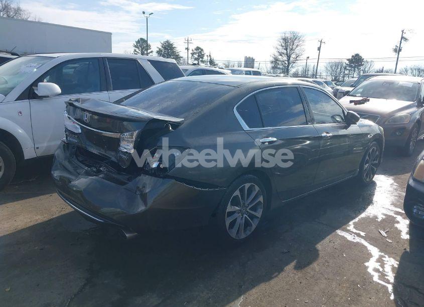 Photo 4 of 2015 Honda Accord SPORT (VIN 1HGCR2F57FA070617)