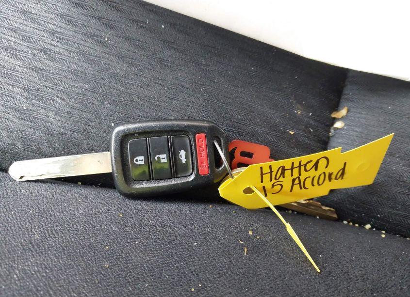 Photo 11 of 2015 Honda Accord SPORT (VIN 1HGCR2F57FA092844)