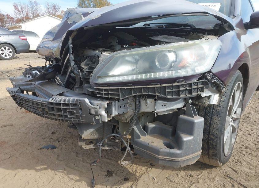 Photo 6 of 2015 Honda Accord SPORT (VIN 1HGCR2F57FA092844)