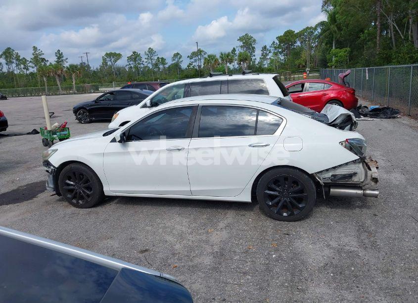 Photo 15 of 2015 Honda Accord SPORT (VIN 1HGCR2F57FA095002)