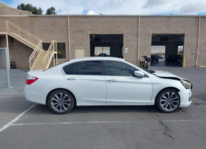 Photo 14 of 2015 Honda Accord SPORT (VIN 1HGCR2F57FA114566)