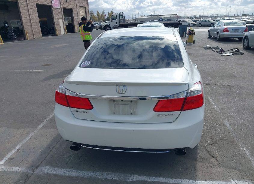 Photo 17 of 2015 Honda Accord SPORT (VIN 1HGCR2F57FA114566)