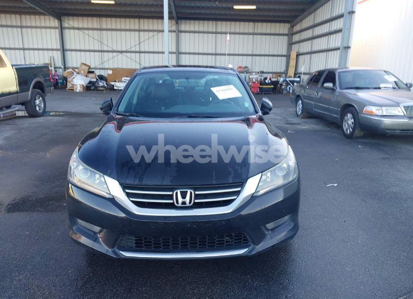Photo 12 of 2015 Honda Accord SPORT (VIN 1HGCR2F57FA138379)
